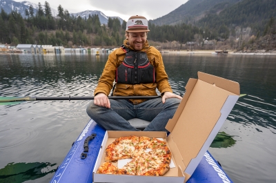 Pizza and paddle on Kootenay Lake