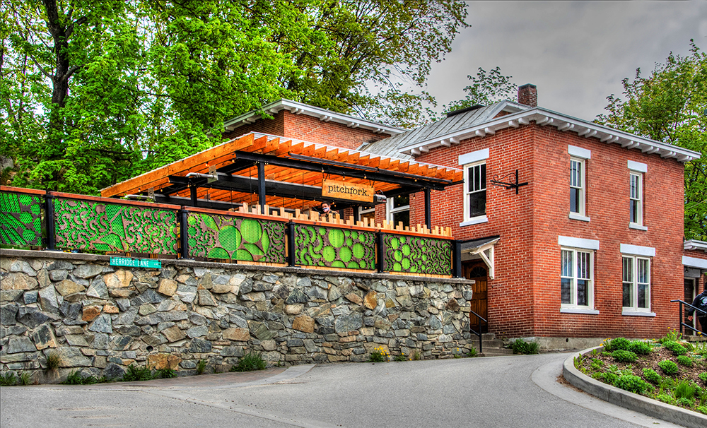Pitchfork, outdoor patio