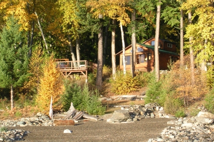 Kootenai Hide-A-Way Lakefront Cabin