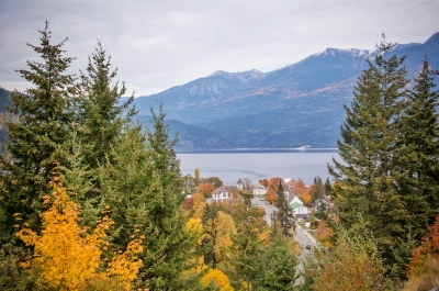Colour colours in the city of Kaslo.