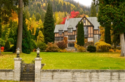 Blaylock's Mansion, a bed and breakfast (B&B) near Nelson, BC