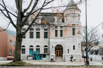 The Nelson Museum Archives and Gallery building in the Fall.