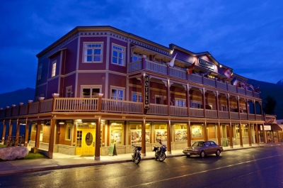 Kaslo Hotel & Pub