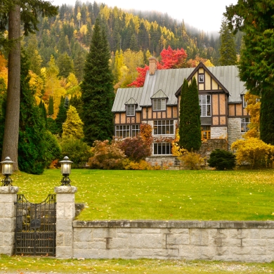 Blaylock's Mansion, a bed and breakfast (B&B) near Nelson, BC