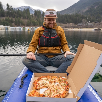 Pizza and paddle on Kootenay Lake