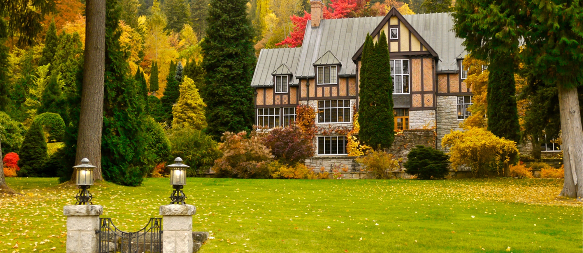 Blaylock's Mansion, a bed and breakfast (B&B) near Nelson, BC