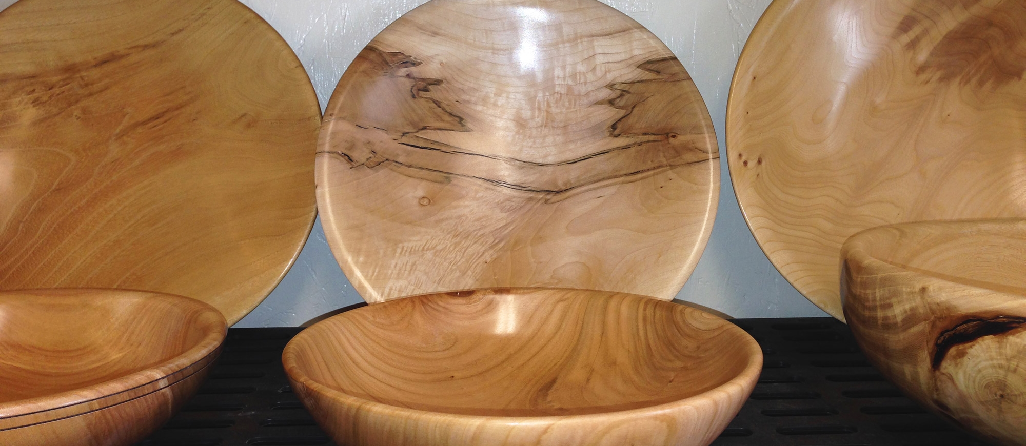 Wooden bowls created by Gary McCandlish, artisinal bowl turner in Balfour BC