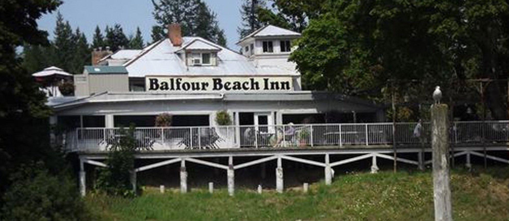 Balfour Beach Inn