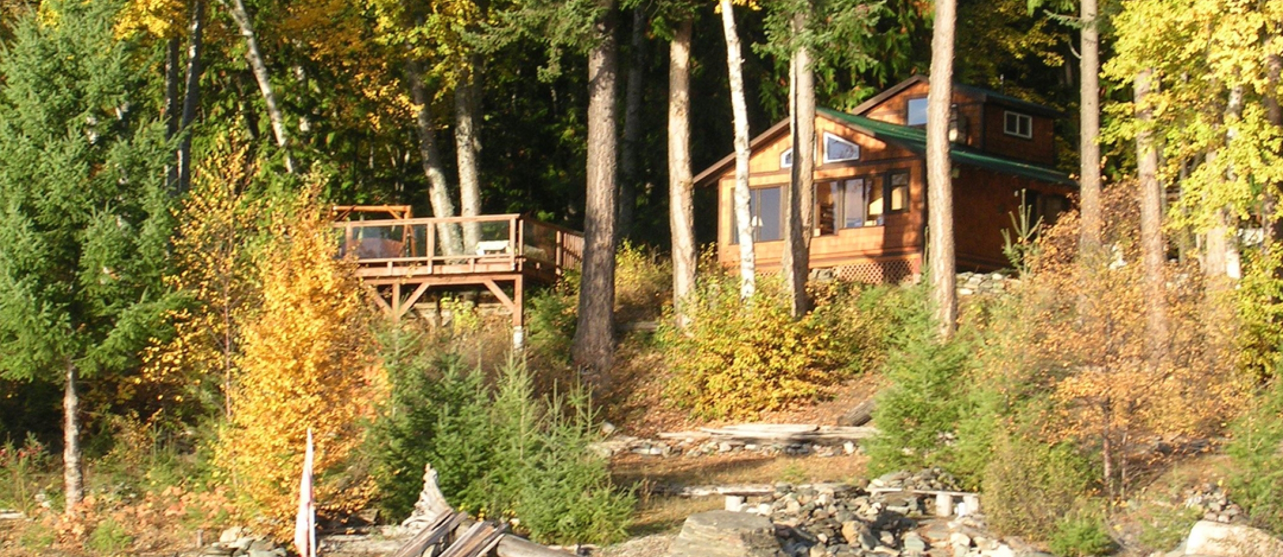 Kootenai Hide-A-Way Lakefront Cabin