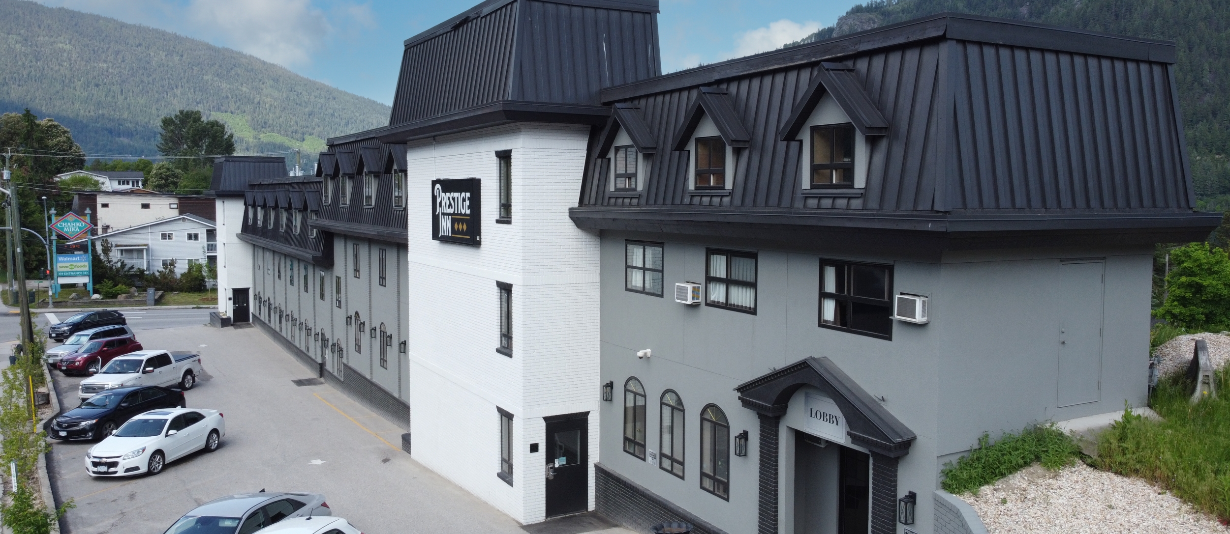 The Prestige Inn building in Nelson BC.