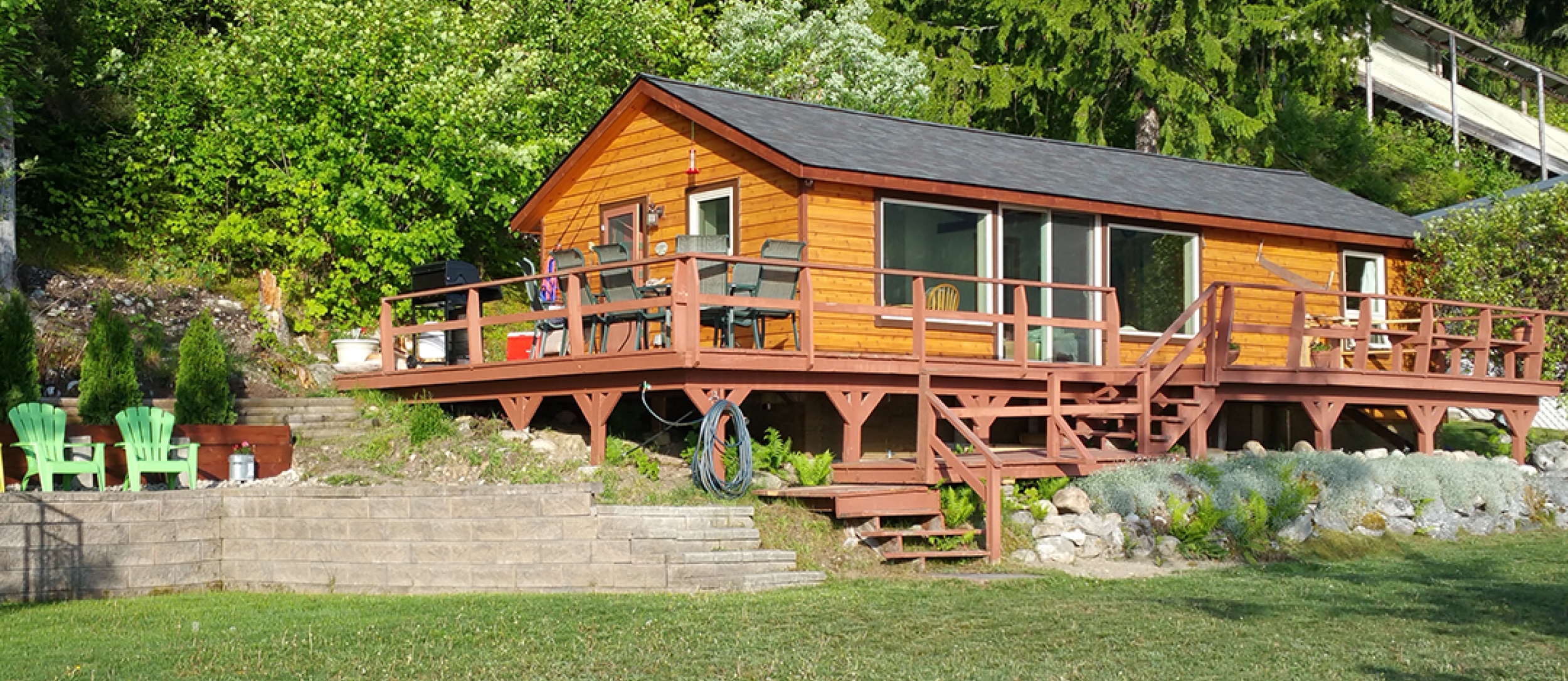 Queens Bay Hide-A-Way Lakefront Cabin