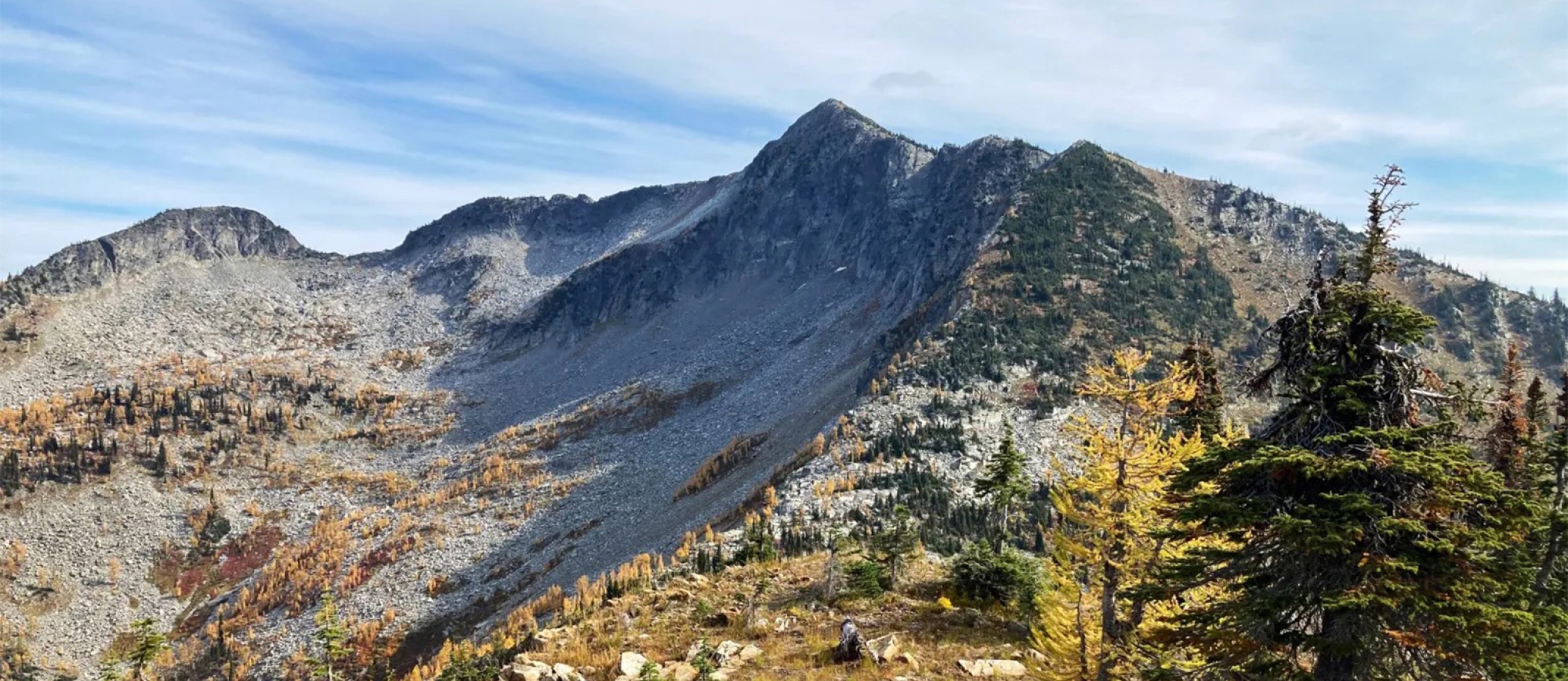 Summit Trail and Blaster's Ridge viewpoint on hike.