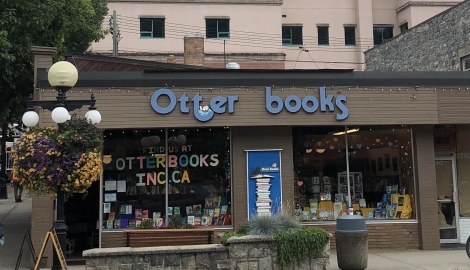 The Otter Books building downtown on Baker Street in Nelson BC