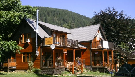 Kaslo Manor Lodge