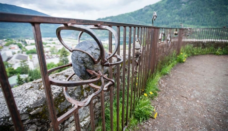 Gyro Park Railing