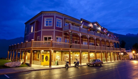 Kaslo Hotel & Pub